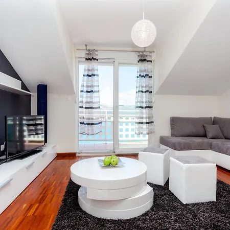 With A Parking Space Mastrinka, Ciovo - 10364