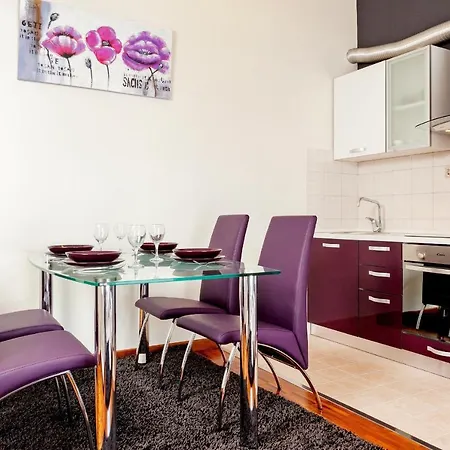 With A Parking Space Mastrinka, Ciovo - 10364 *