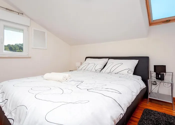 With A Parking Space Mastrinka, Ciovo - 10364 Appartement *