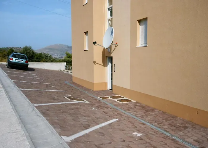 Lägenhet With A Parking Space Mastrinka, Ciovo - 10364